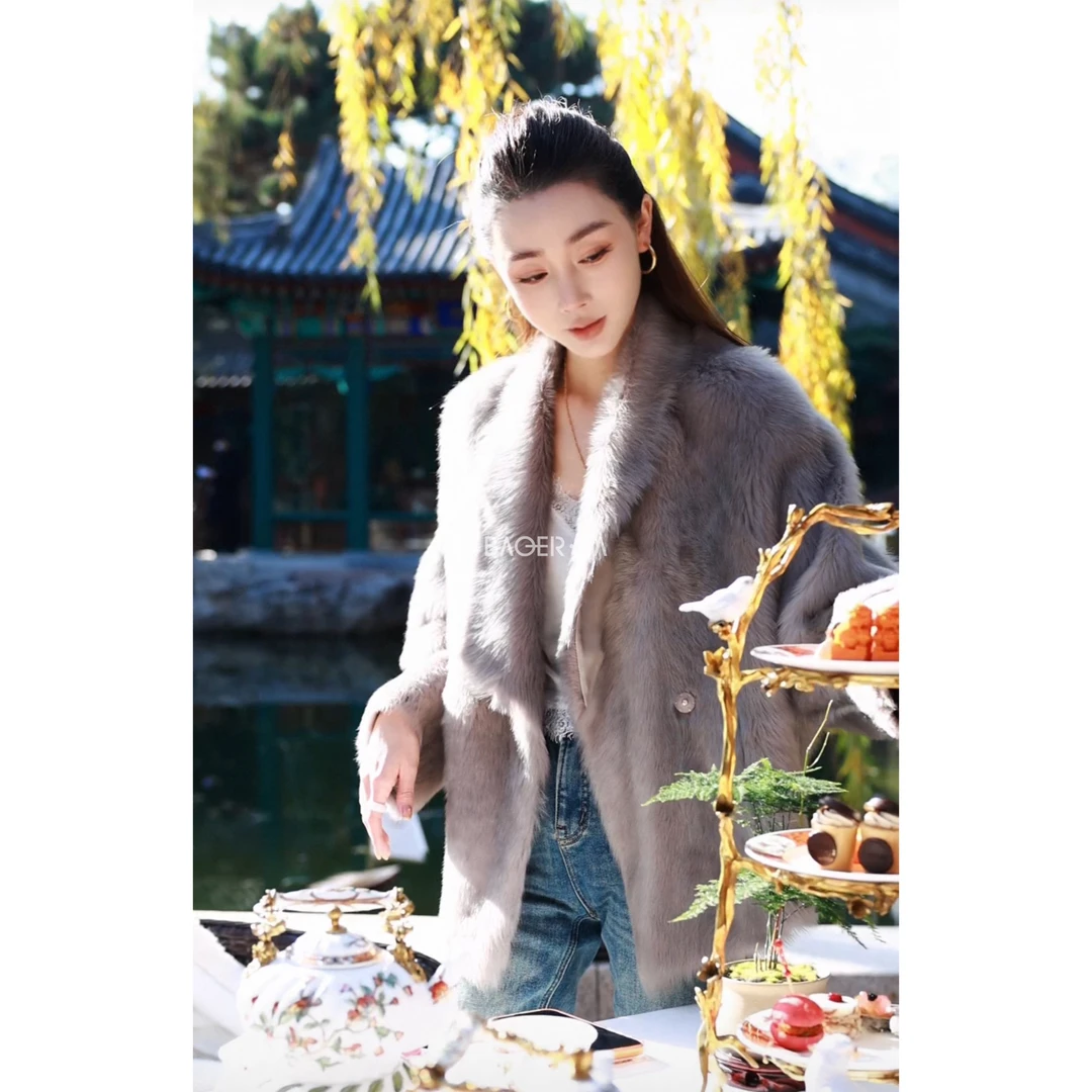 42-宝儿家含幂BI20025411冬季极致柔软舒适托斯卡纳皮毛一体汉服