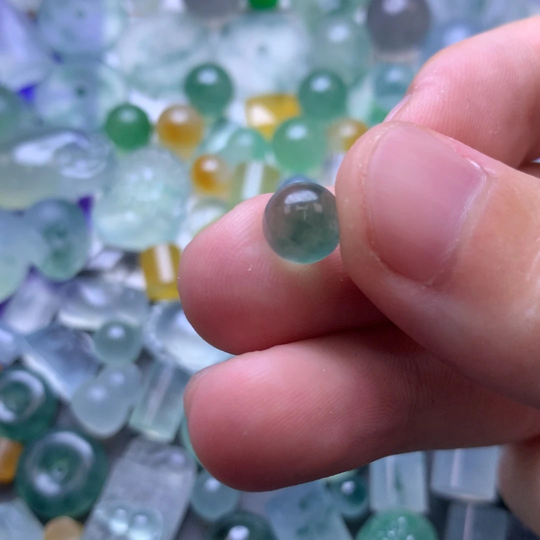 定制翡翠未镶嵌珠子