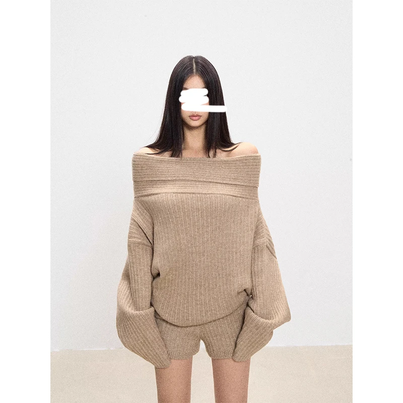TWOMILLION一字肩上衣秋季新款宽松针织衫低腰休闲短裤两件套装