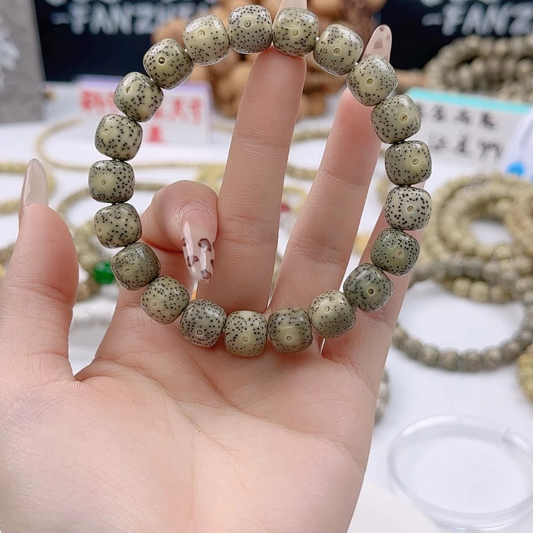 原生态石玉同枝果精抛11×10正月海南料