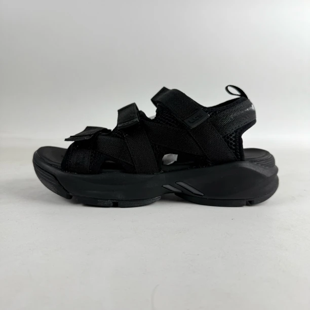 透气耐磨防滑魔术贴镂空运动凉鞋