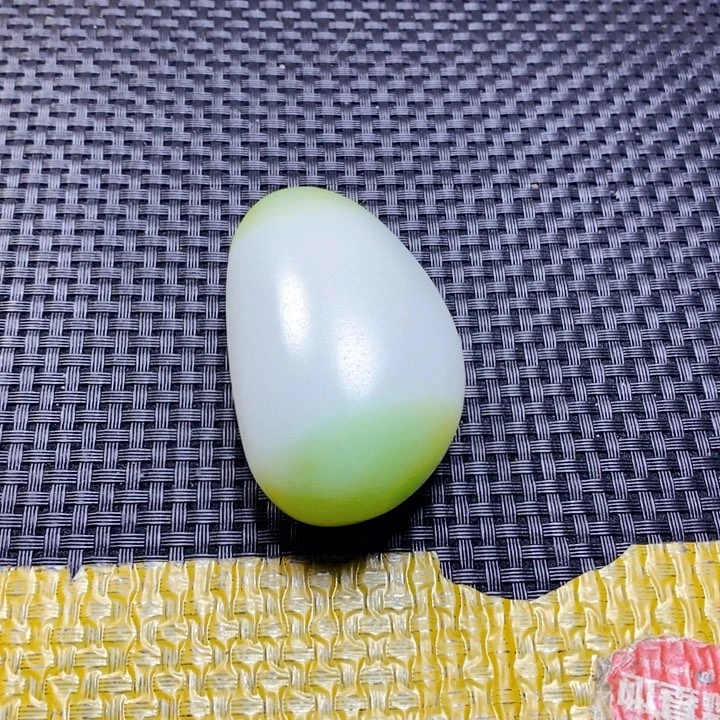 天地皮手把件121克