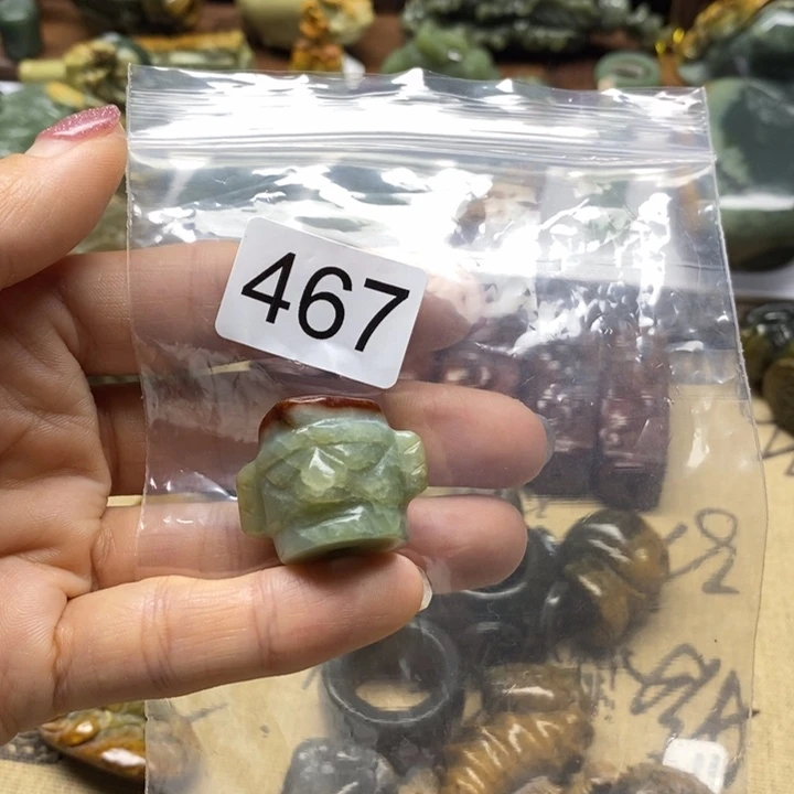岫岩河磨玉（透闪石质玉）未镶嵌把件