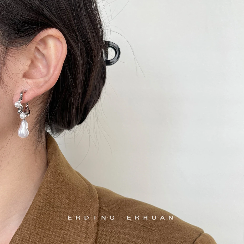 铜合金仿珍珠耳饰 法式清冷感异形珍珠设计感百搭气质耳环ins小众
