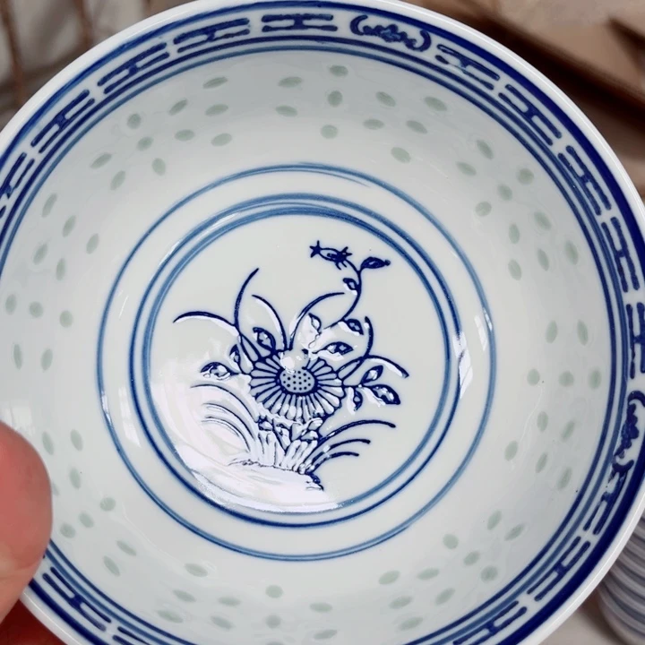 青花玲珑6寸面碗兰花