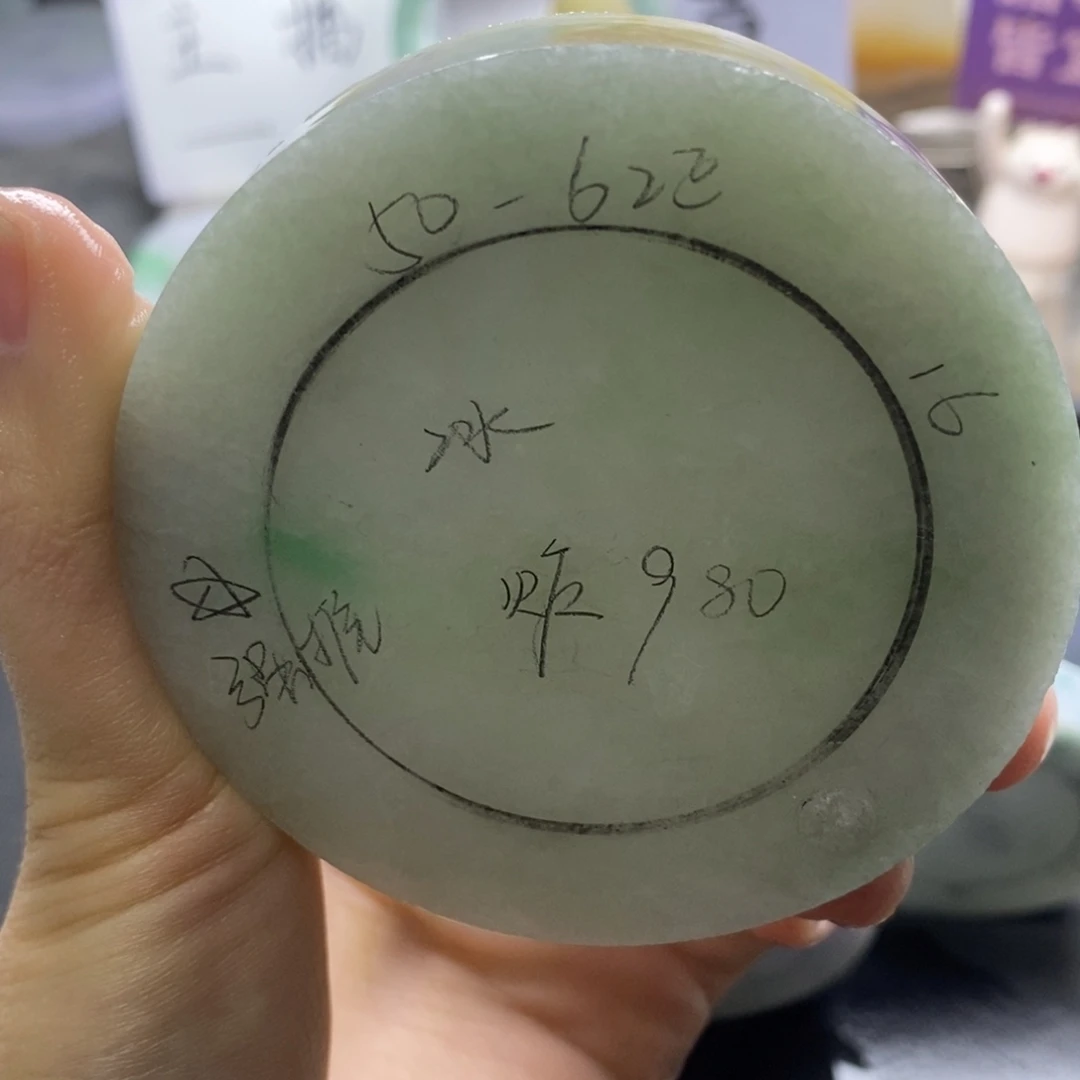 定制翡翠未镶嵌翡翠手镯