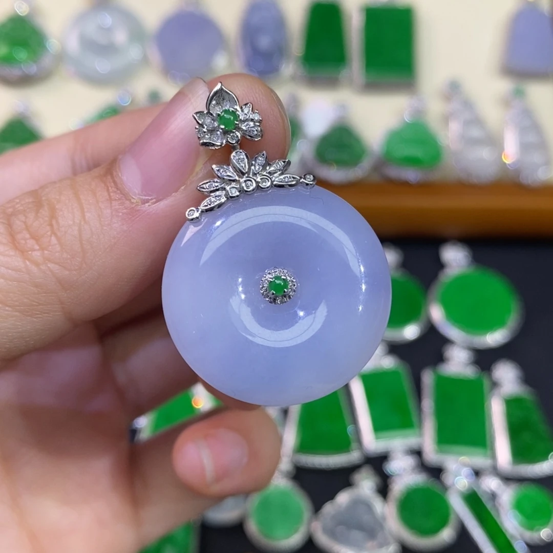 翡翠吊坠(不含链)18K金镶嵌