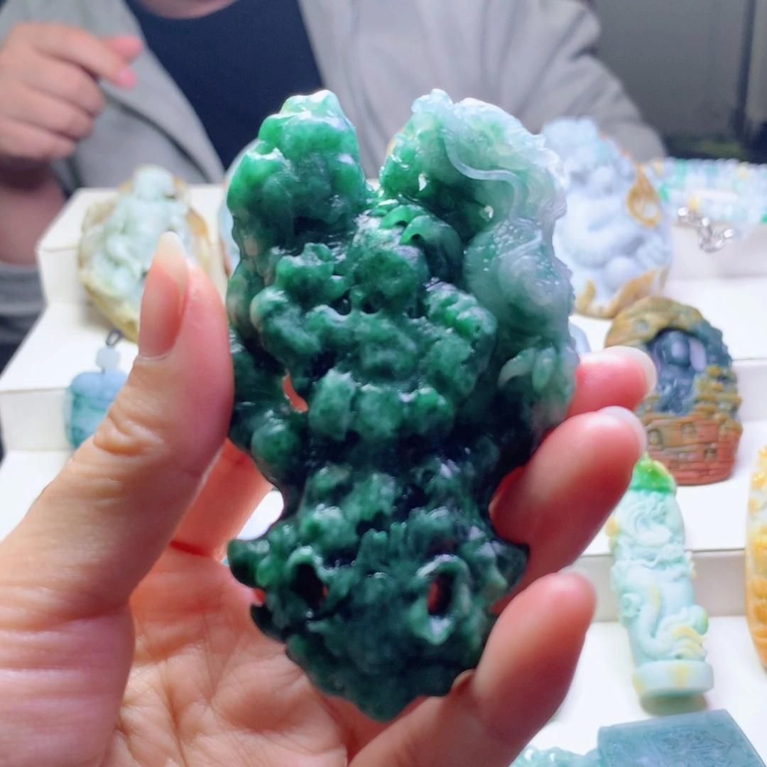 涛***定制翡翠未镶嵌翡翠