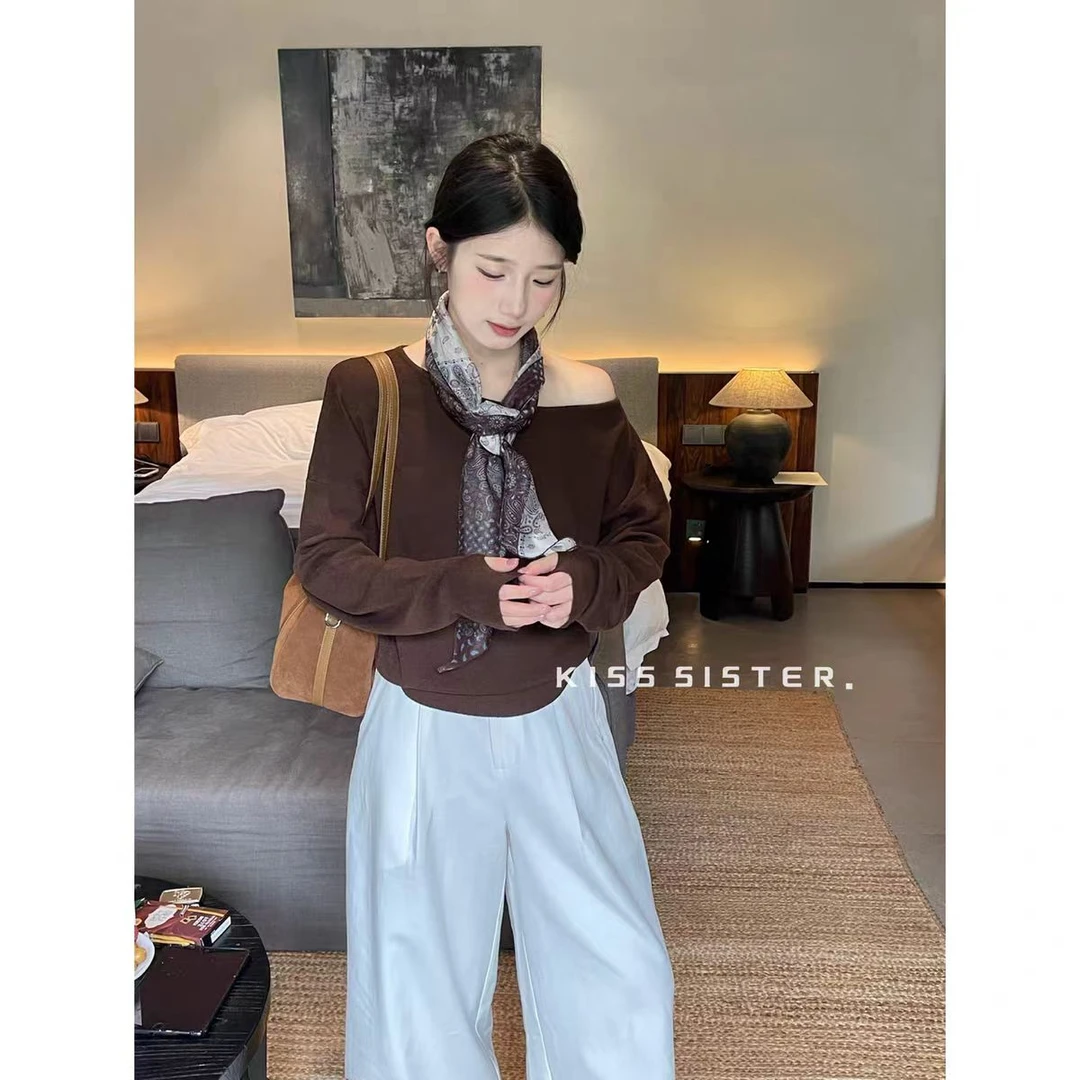 欧洲站针织衫女2025早秋新款一字领露肩百搭显瘦宽松上衣配围巾潮