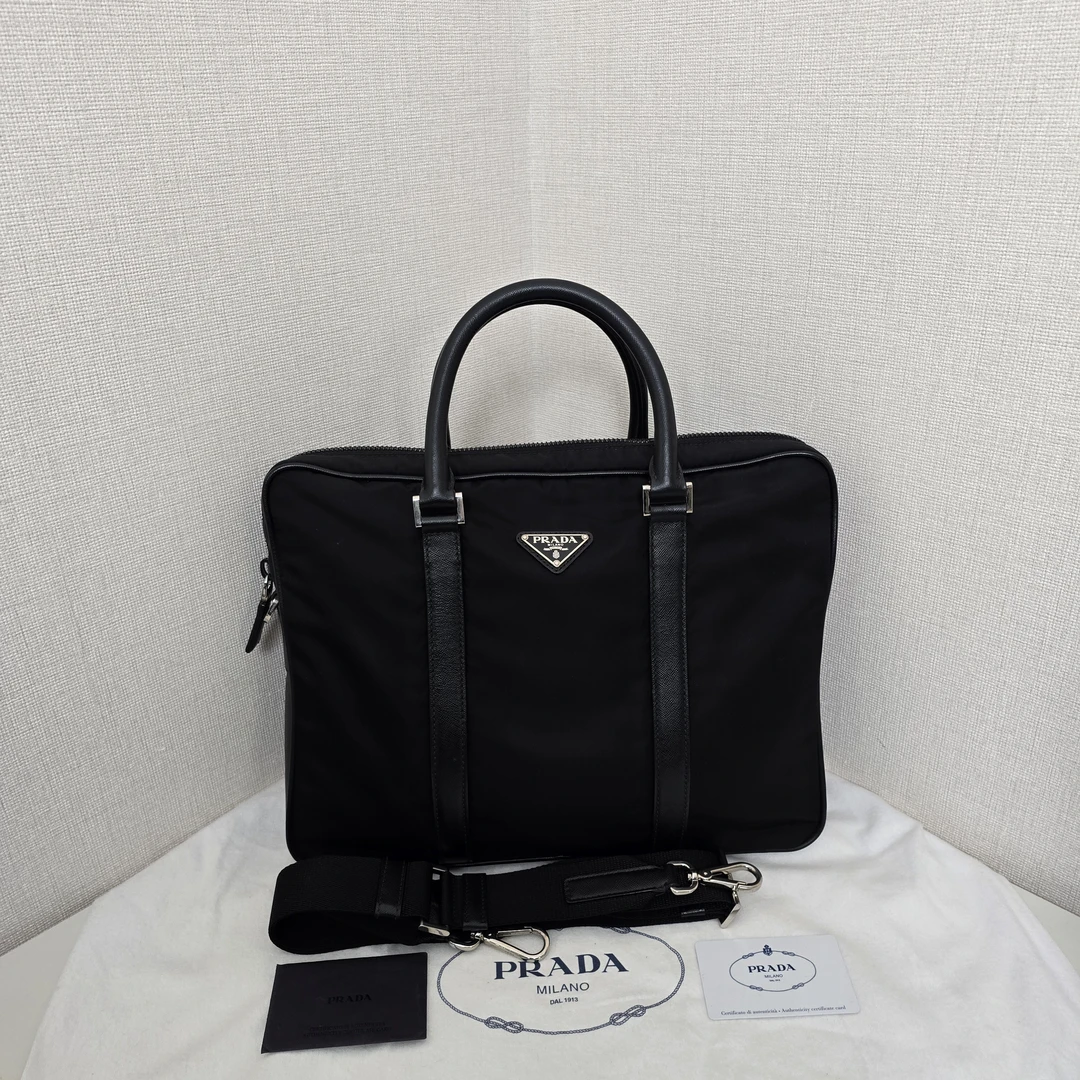99新 Prada/普拉达 稀有好成色手提包