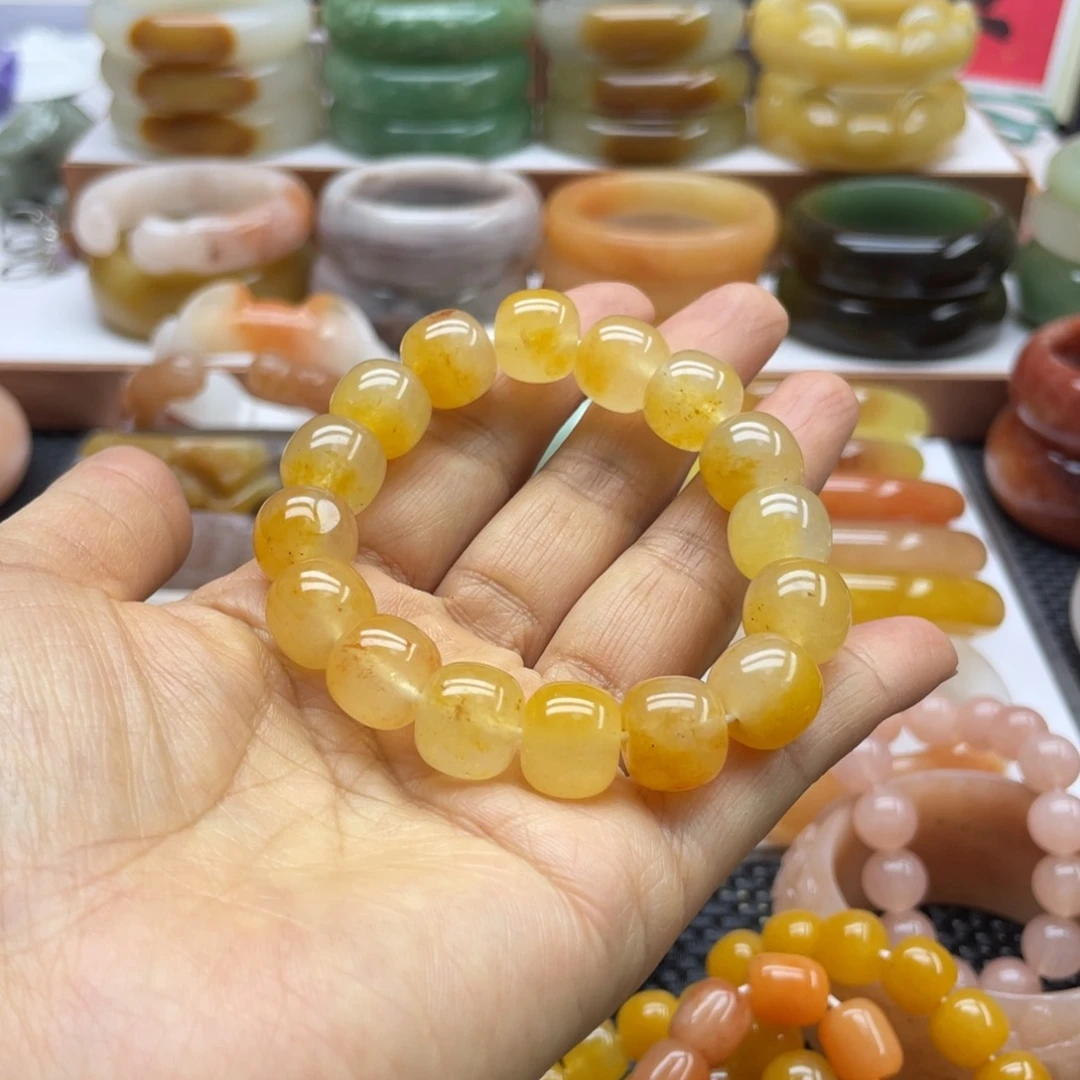 因***啊石英岩玉未镶嵌手镯