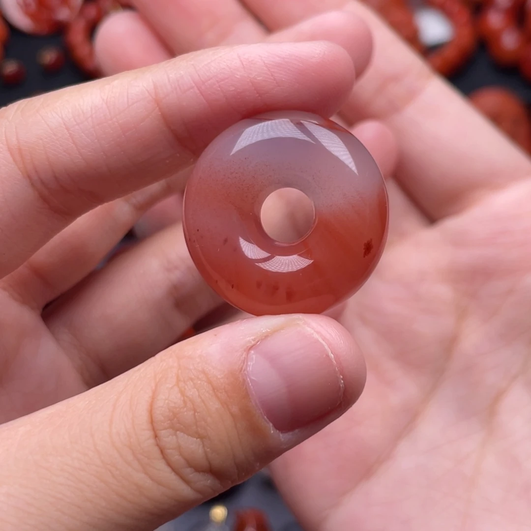 南红玛瑙未镶嵌珠宝奇石平安扣吊坠
