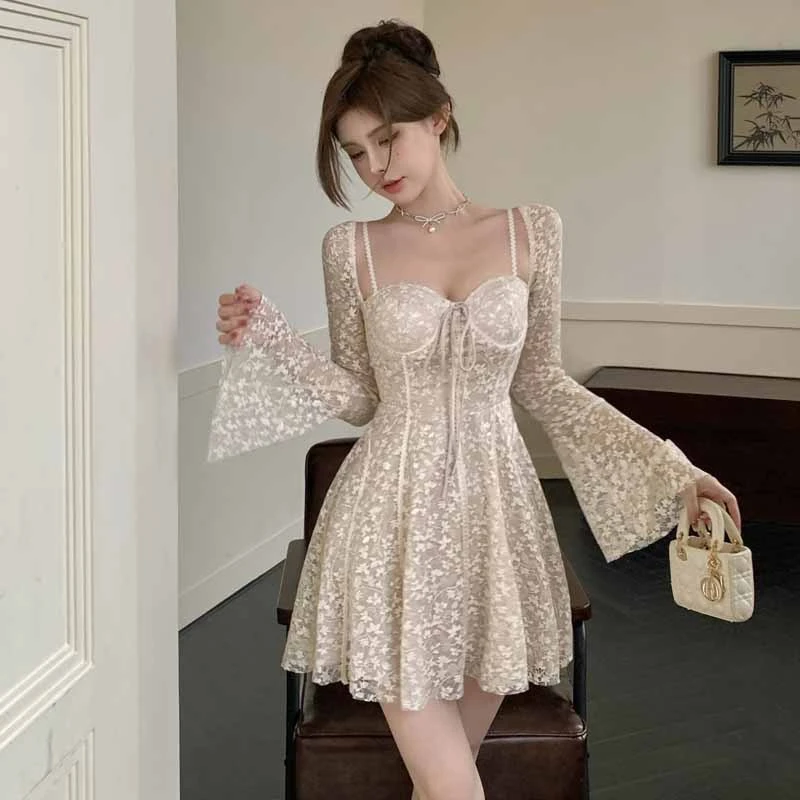 方领1326欧美东南亚外贸2025法式复古风蕾丝钩花显瘦连衣裙带胸垫