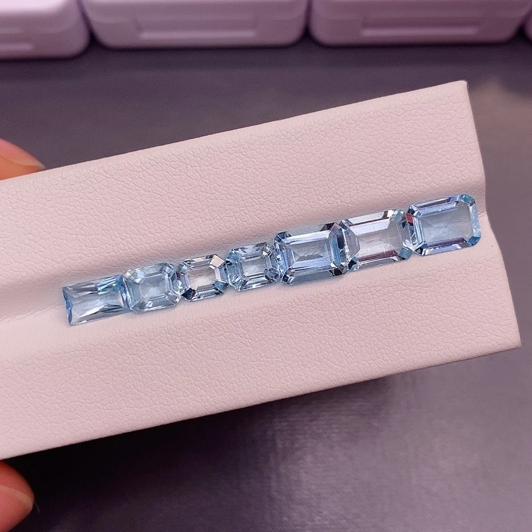 裸石海蓝宝石300一克拉，仅供展示，挑好上定向