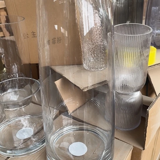 无铅玻璃14*40厚桶花瓶福利款