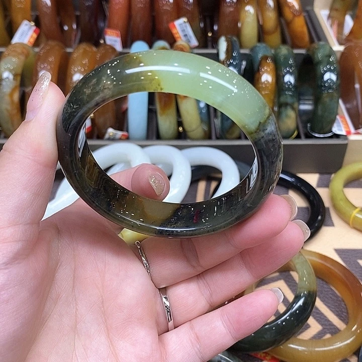未镶嵌蛇纹石玉手镯