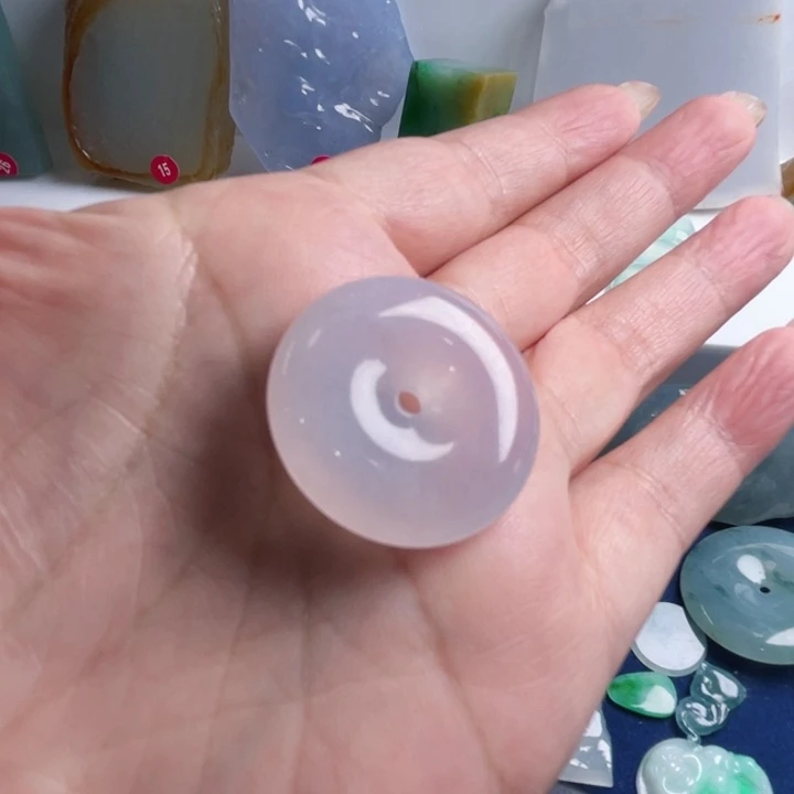 建***华翡翠未镶嵌颈饰天然翡翠