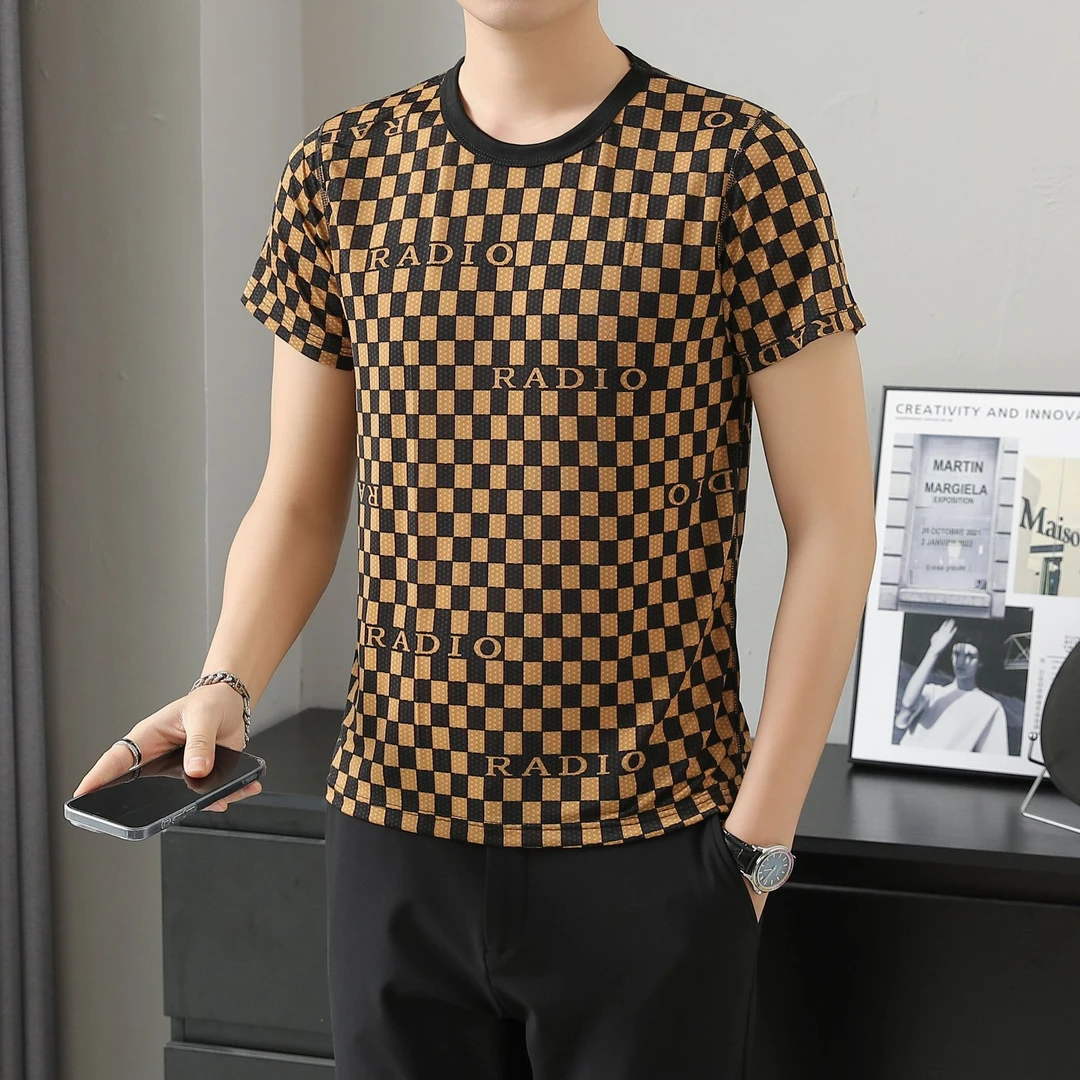 夏季男士速干短袖T恤宽松透气休闲运动潮流上衣轻熟风格