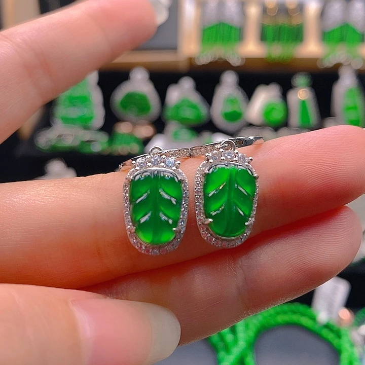 翡翠未镶嵌耳饰24555558