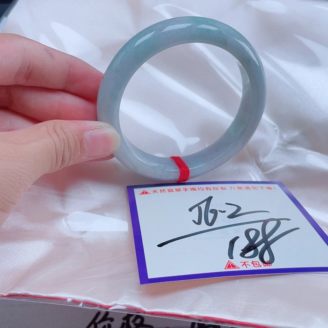 未镶嵌定制翡翠翡翠