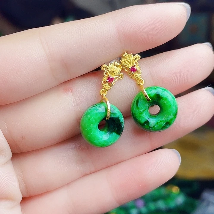 翡翠银S925镶嵌颈饰多样性