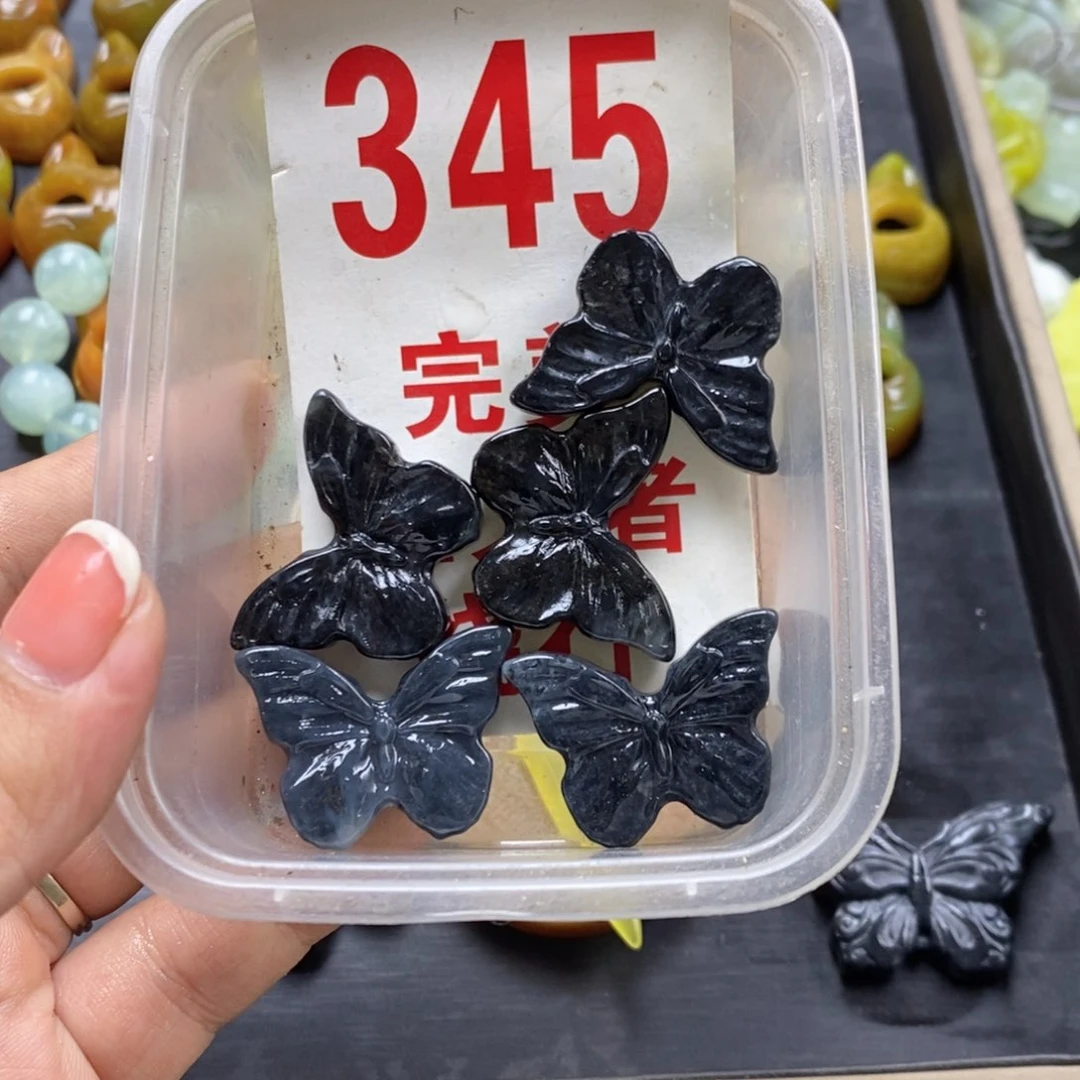 蛇纹石玉未镶嵌挂坠