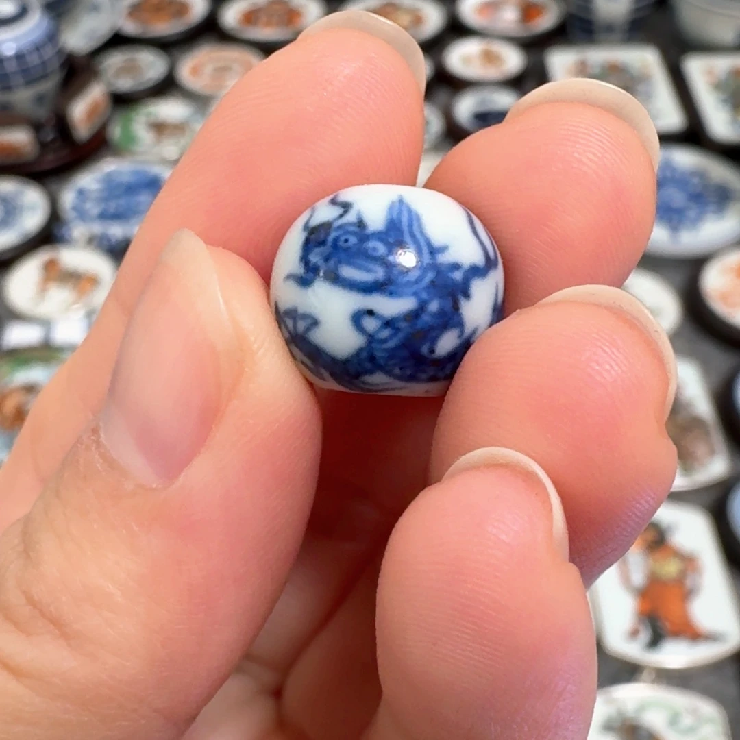 瓷片青花龙珠子1.3一个