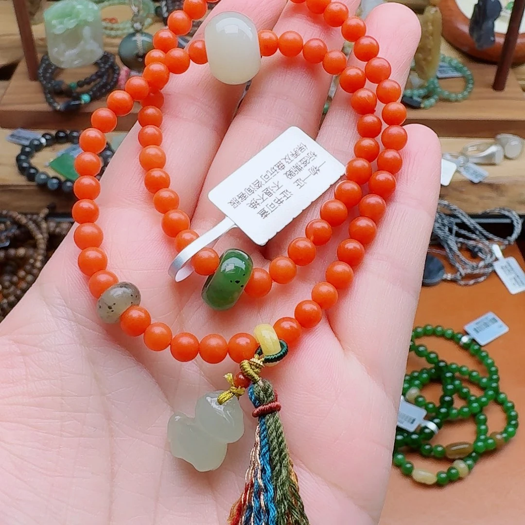 彬***星南红玛瑙合金手链