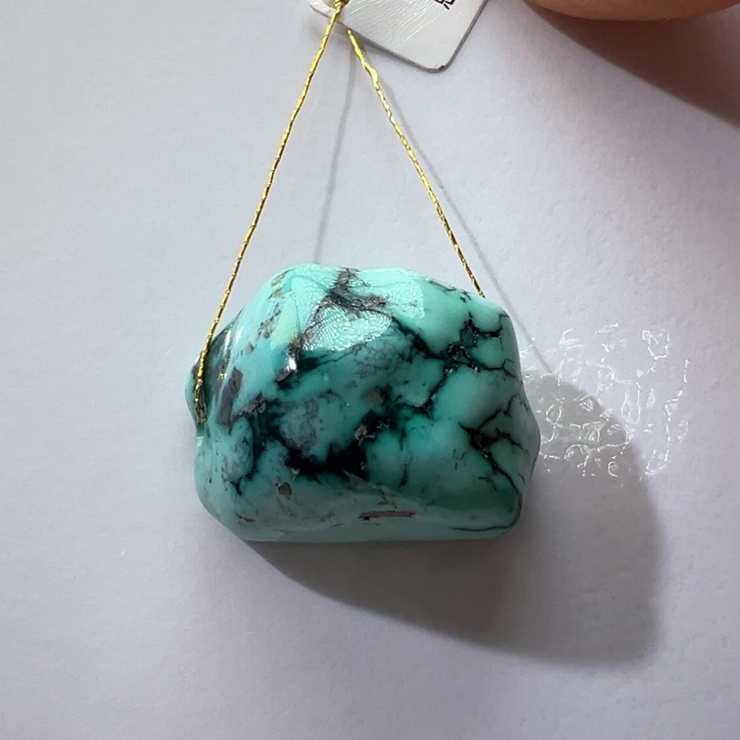 绿松石未镶嵌挂件