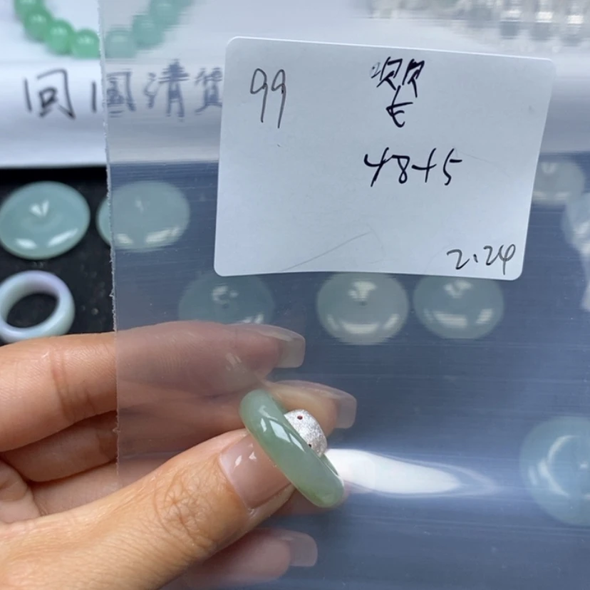 【闪购商品】翡翠颈饰未镶嵌嘤*