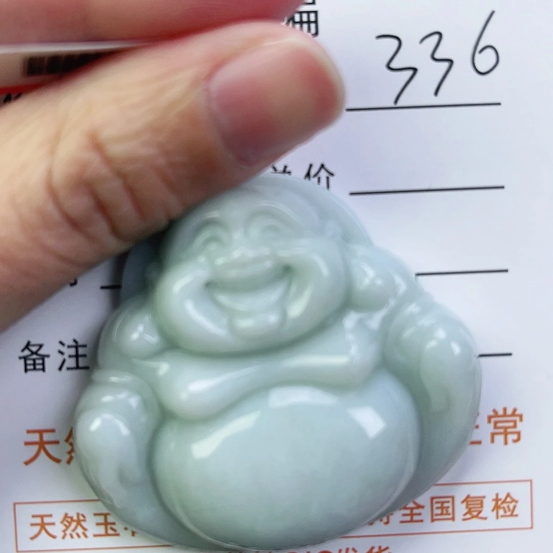 翡翠颈饰未镶嵌佛公