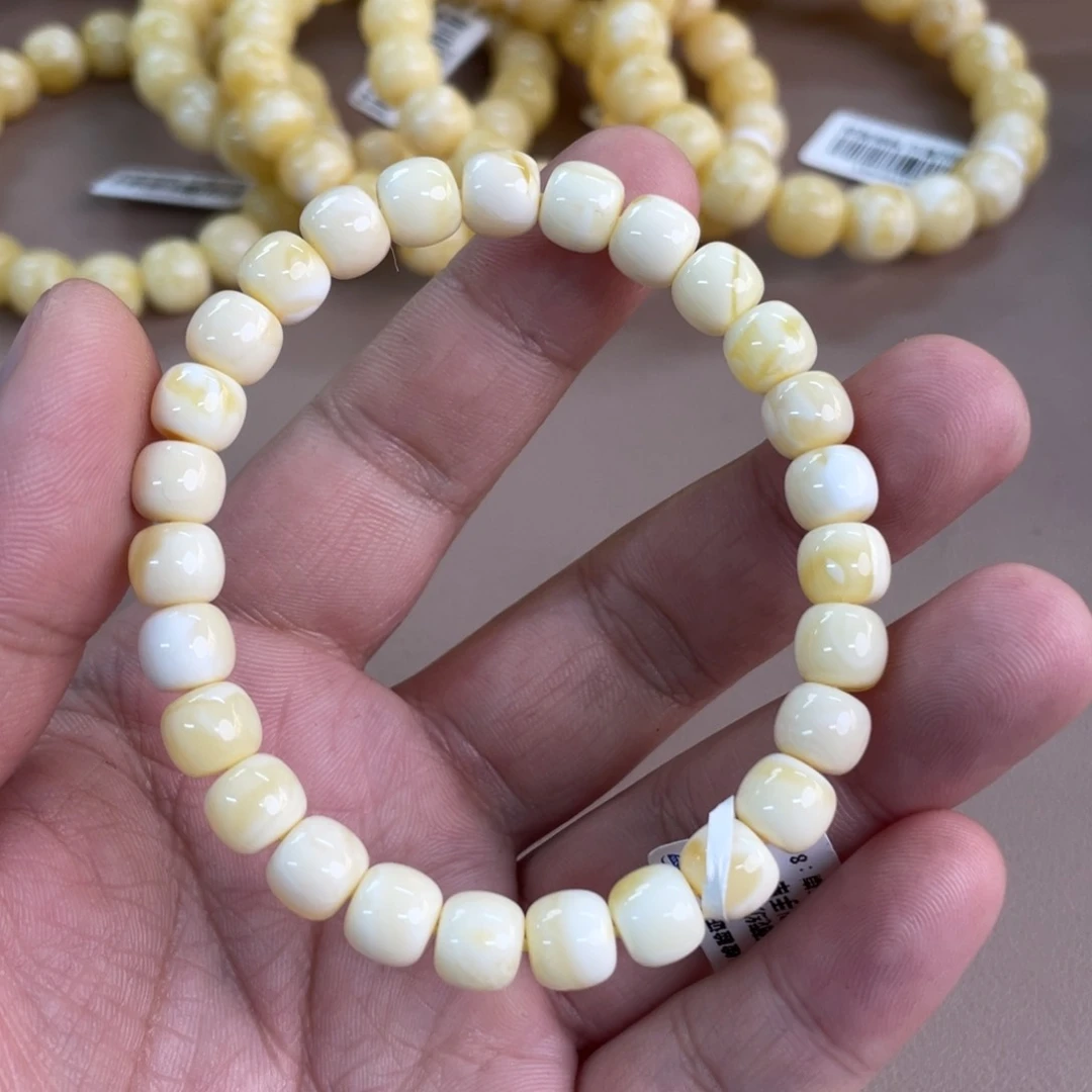 琥珀裸石未镶嵌159000000000