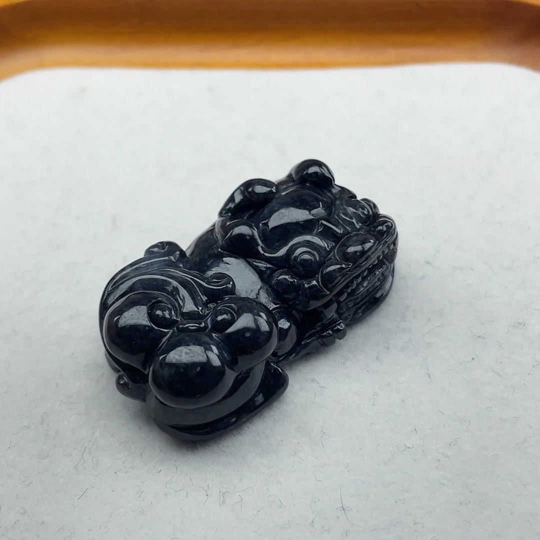 翡翠未镶嵌挂件4635