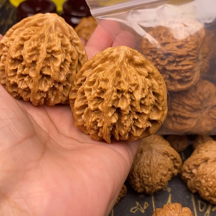 文玩核桃把件手****8状元2对