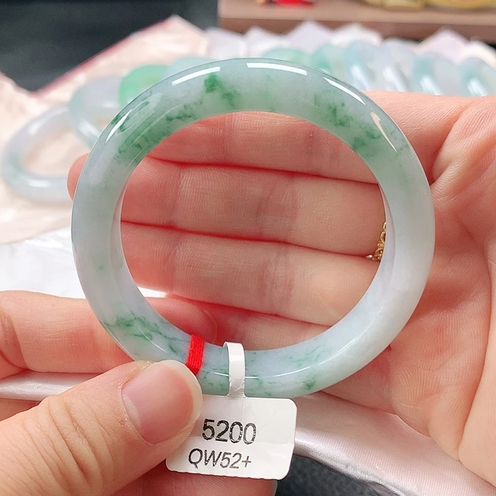 未镶嵌手镯翡翠缅甸A货翡翠手镯