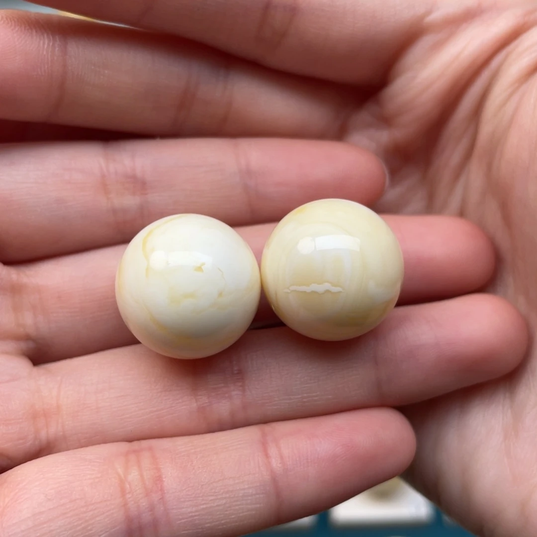 蜜蜡裸石未镶嵌紫**幽17蜜蜡