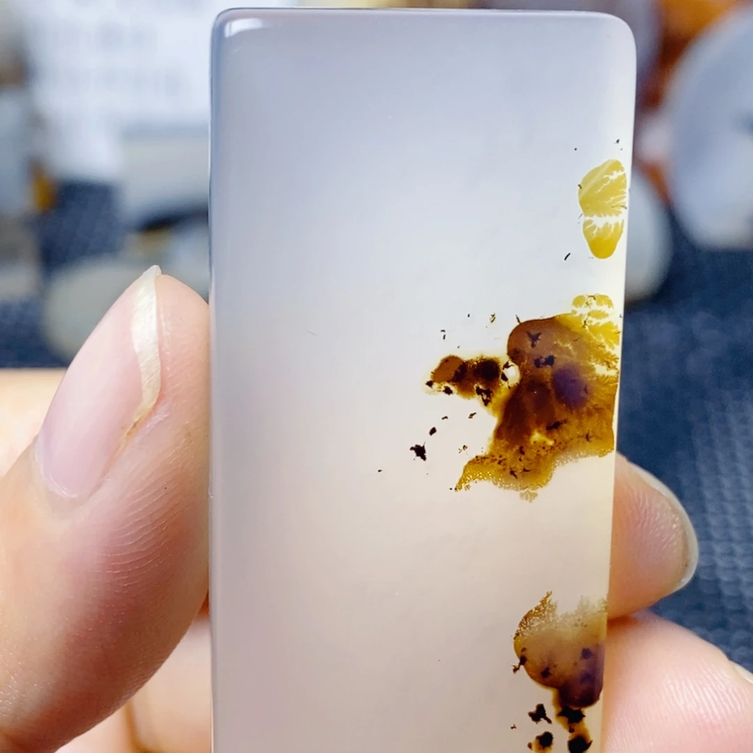 玛瑙/玉髓未镶嵌珠宝奇石