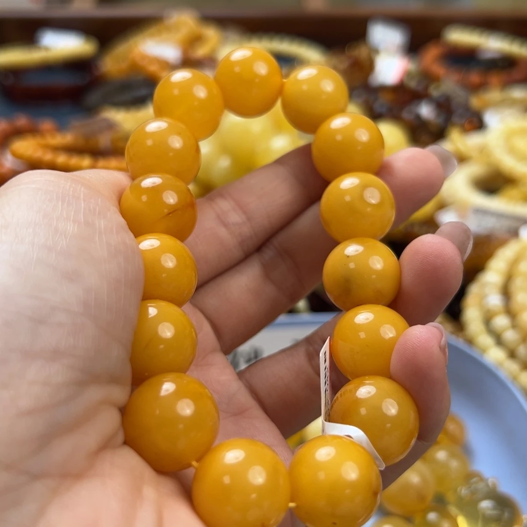 未镶嵌琥珀珠宝奇石