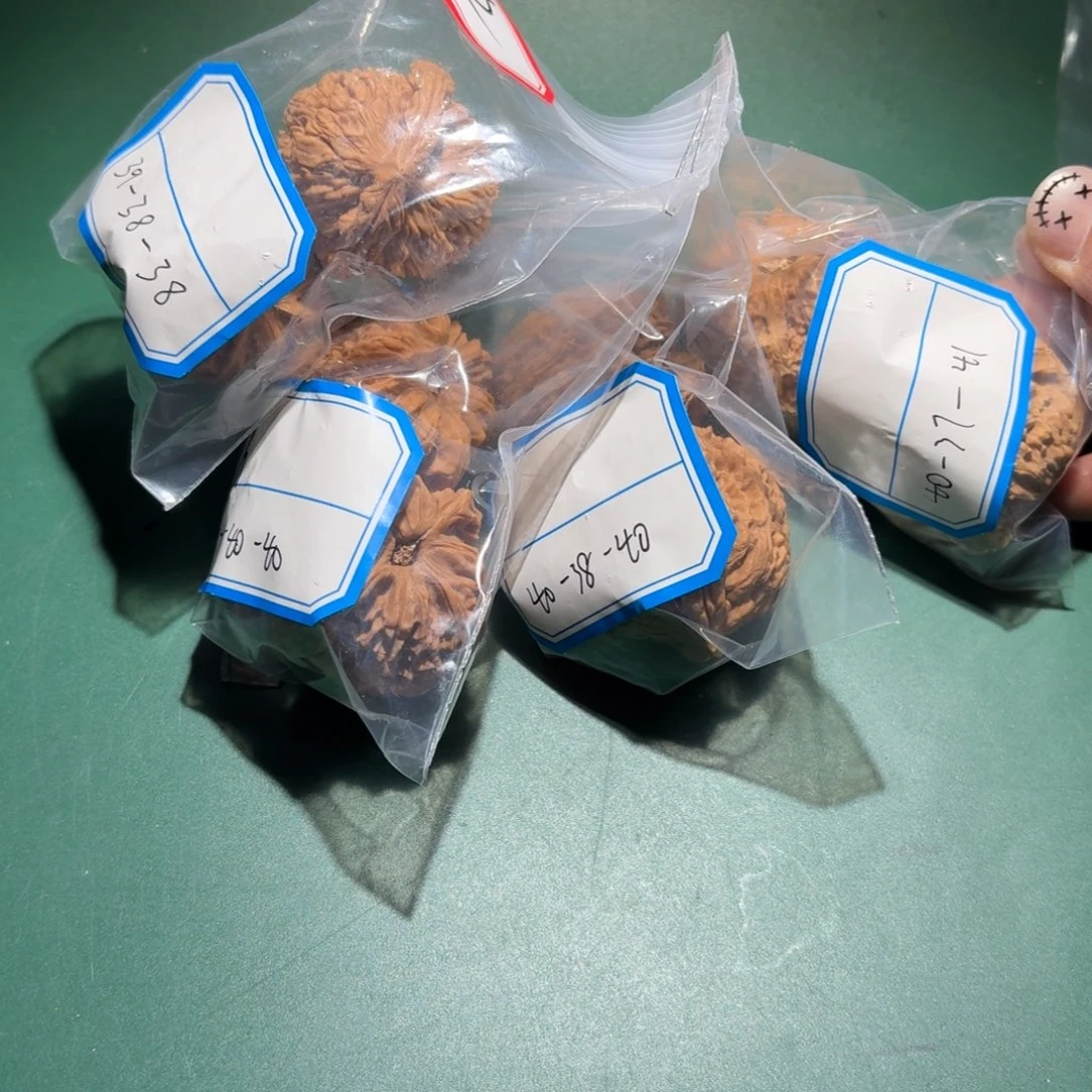 吊坠文玩核桃12号南疆