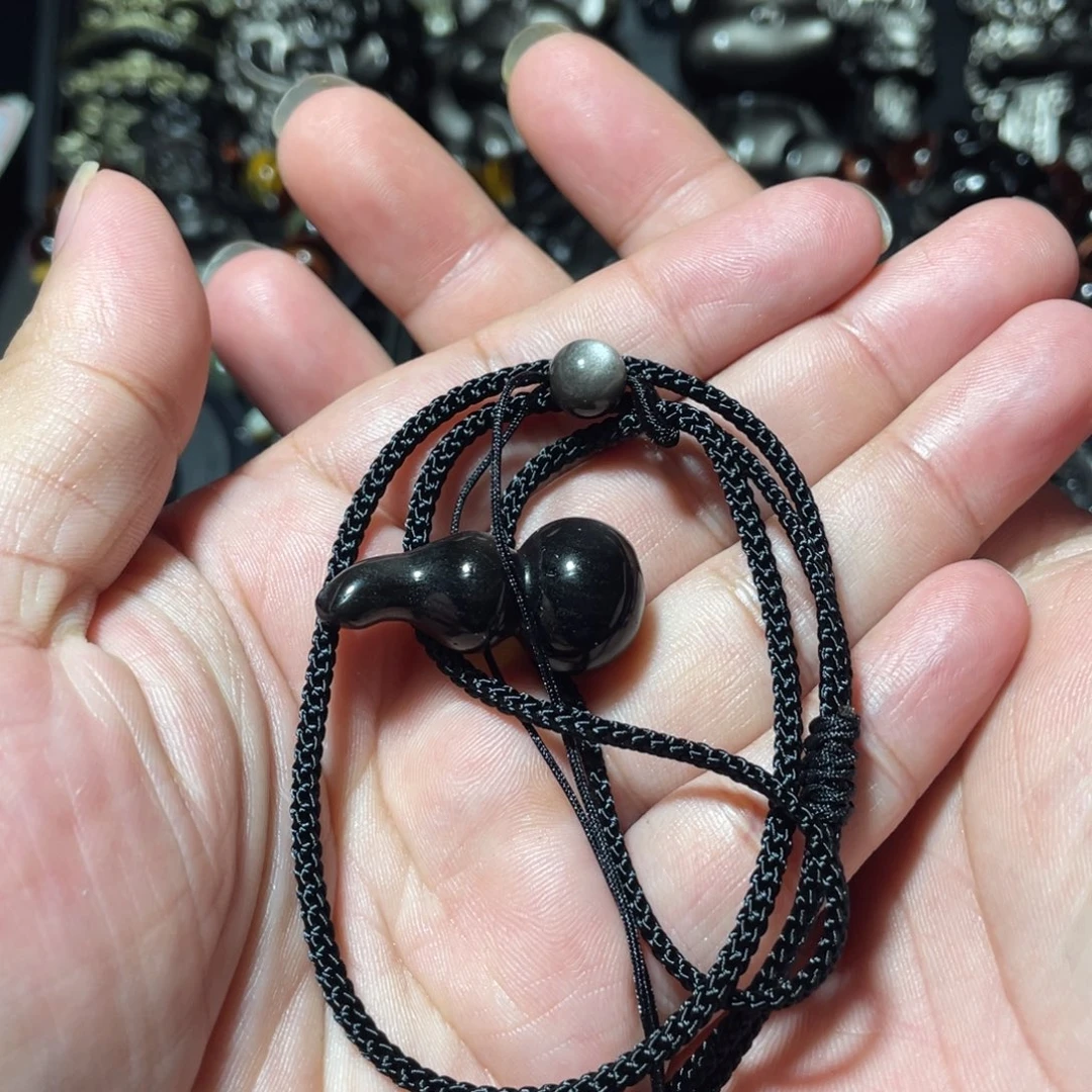 鸭***肠黑曜岩未镶嵌颈饰