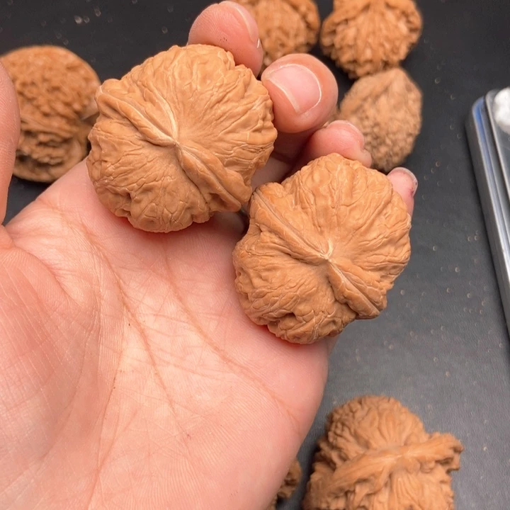 康***贴把件文玩核桃40尺