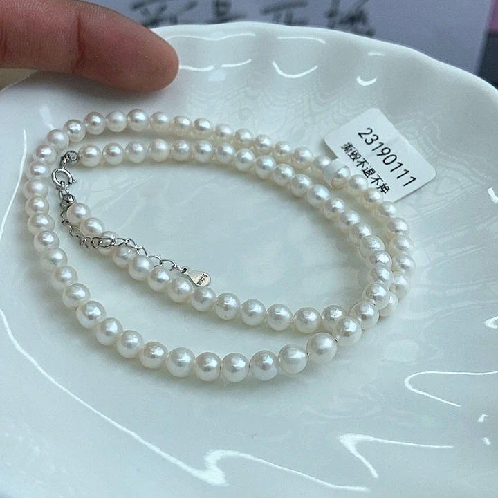未镶嵌颈饰淡水珍珠