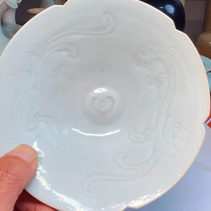 瓷片湖田窑刻花草龙小盏
