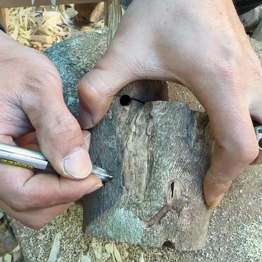 树脂制品突*突91号奇楠原木黄奇