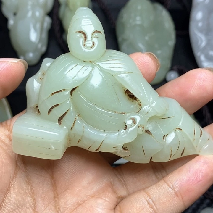 颈饰未镶嵌和田玉