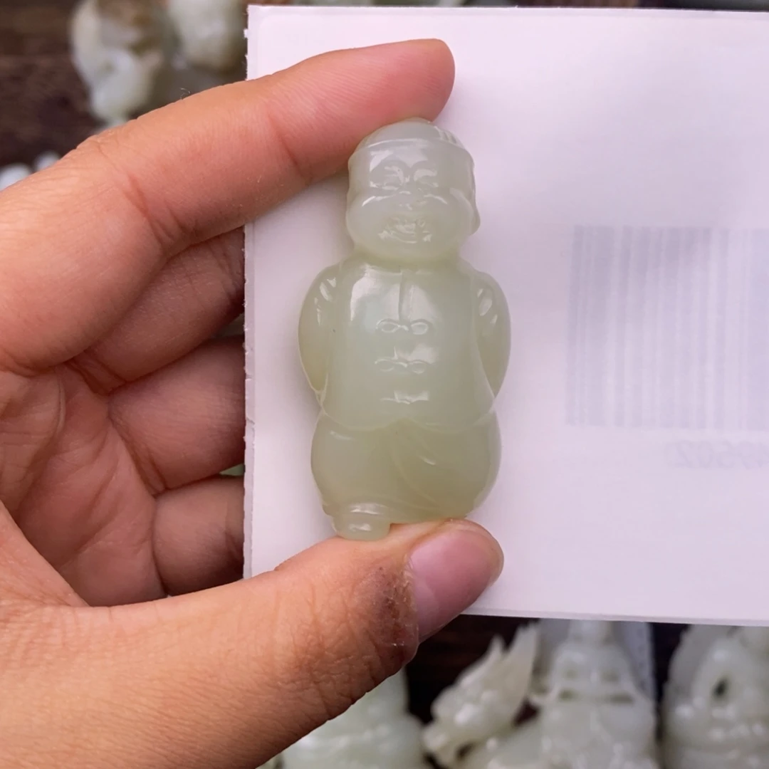 夏***日和田玉未镶嵌颈饰