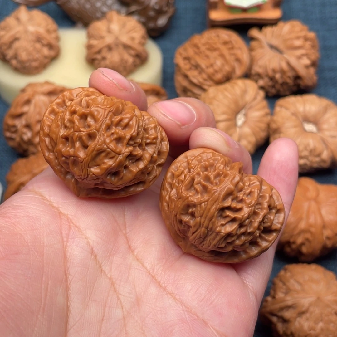 文玩核桃把件37老树宫灯全品