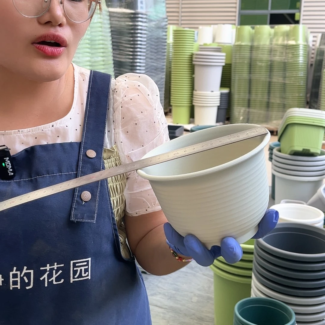 仿陶盆矮款B1米白色5个含托