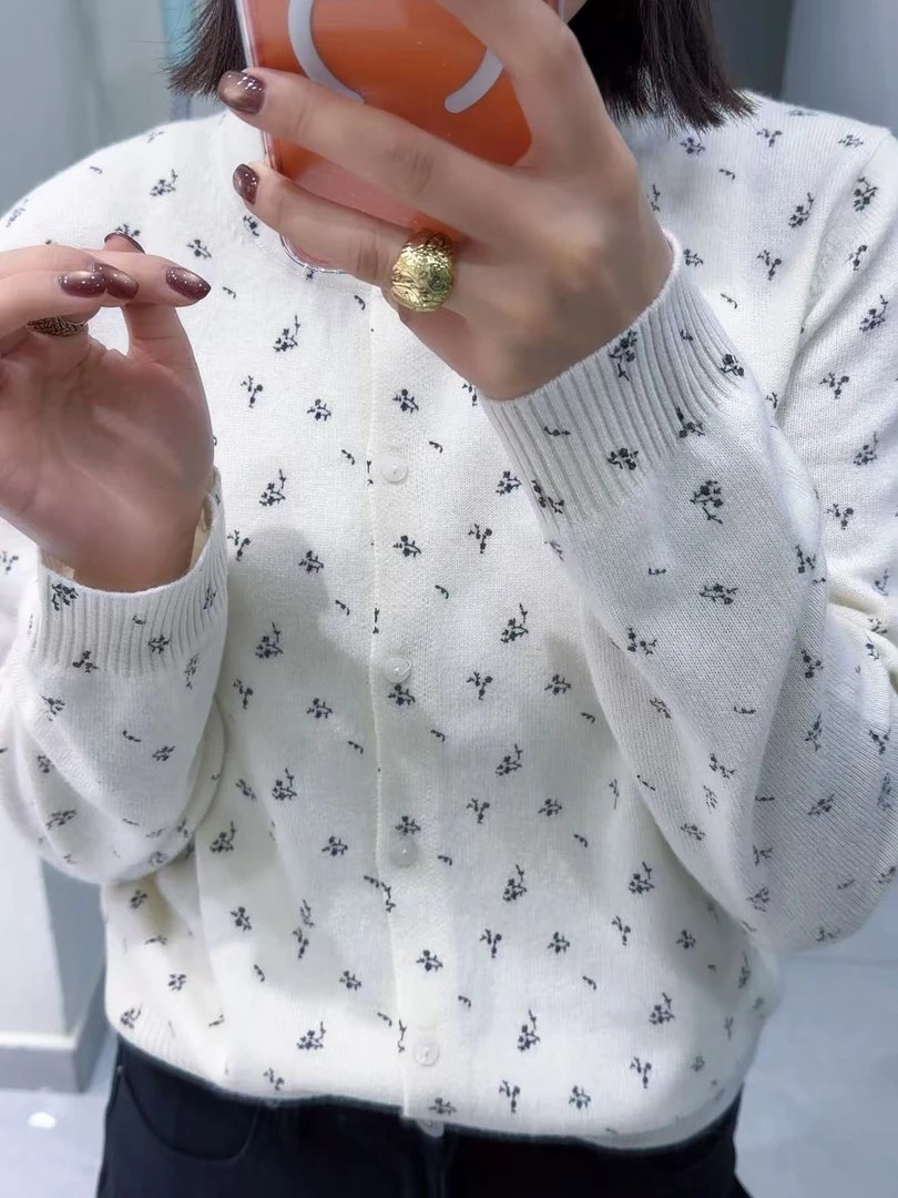 XIAO笑家印花羊毛开衫