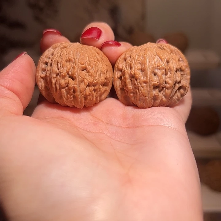 文玩核桃吊坠山地磨盘37